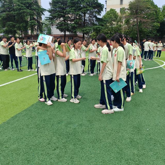5.26向阳拾光润心灵 心暖同行赴征程 (2).jpg